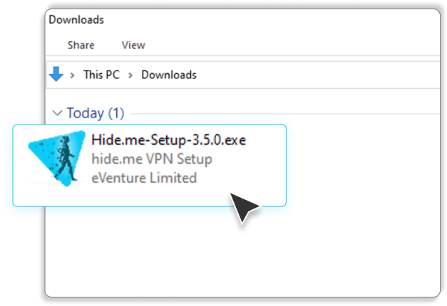 The installation file is saved in the Downloads folder.